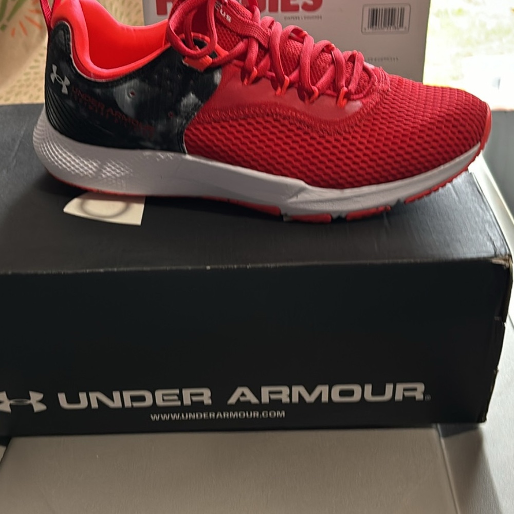Men’s Under Armour Charged Focus Points